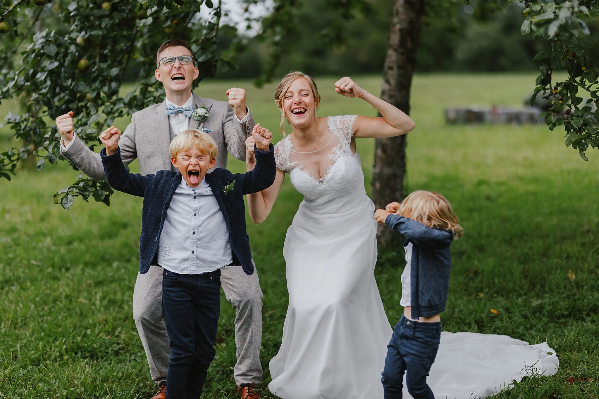 Photographie du mariage de Jenifer et Benjamin à la Ferme du Banneway.