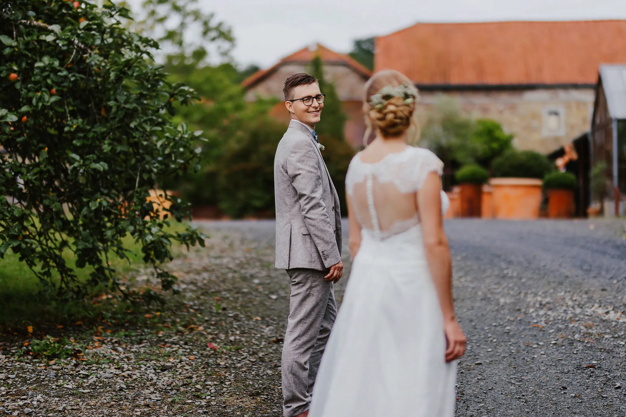Photographie du mariage de Jenifer et Benjamin à la Ferme du Banneway.